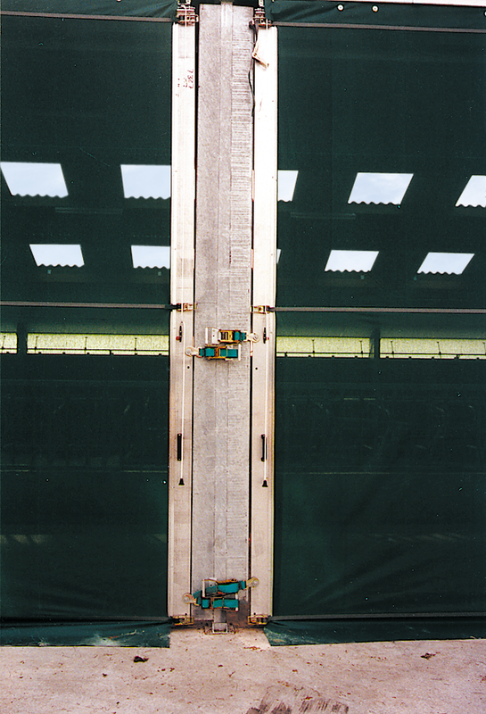 Windschutz-Vorhang Höhe 3,00 m Breite 11,0 m